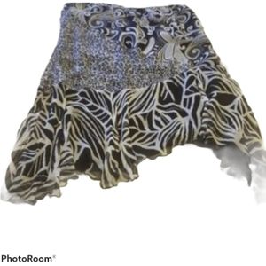 Hannah asymmetric hem skirt